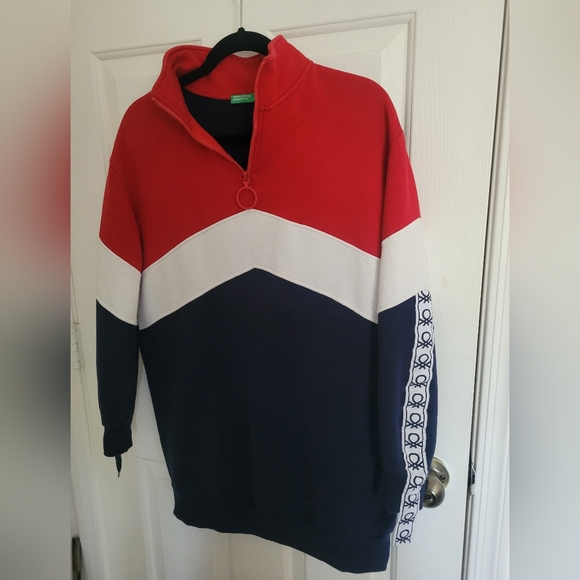 United Colors Of Benetton Tops - United colors of benetton sweatshirt
